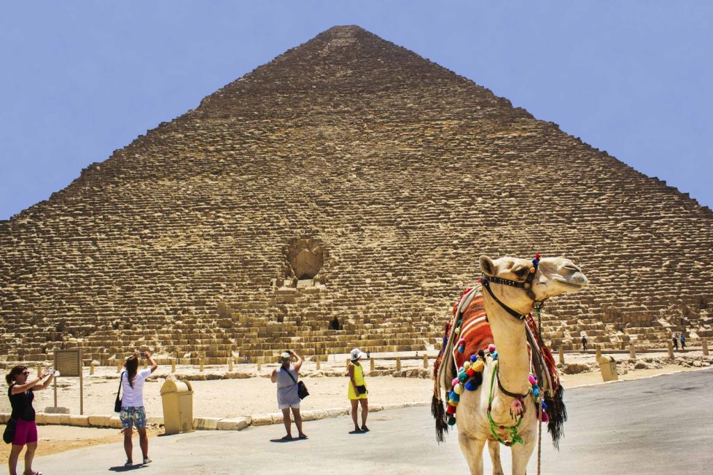 Sound and Light Show at the Giza Pyramids (Private VIP Transfer)
