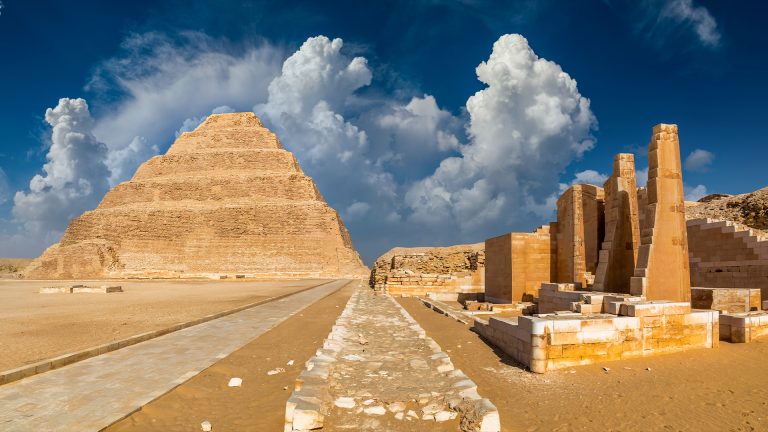 Discover The Ancient Pyramiden Of Egypt In 2 Tage Tour Package