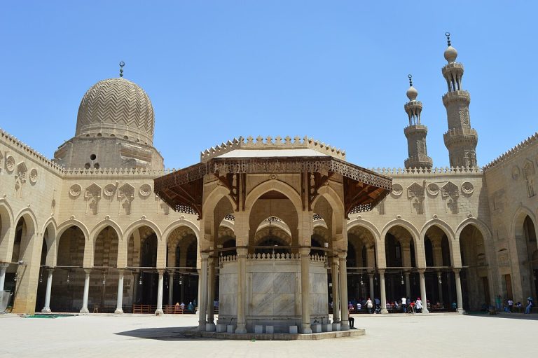 Islamic Cairo Tour: Architectural Heritage in Bab El Wazir
