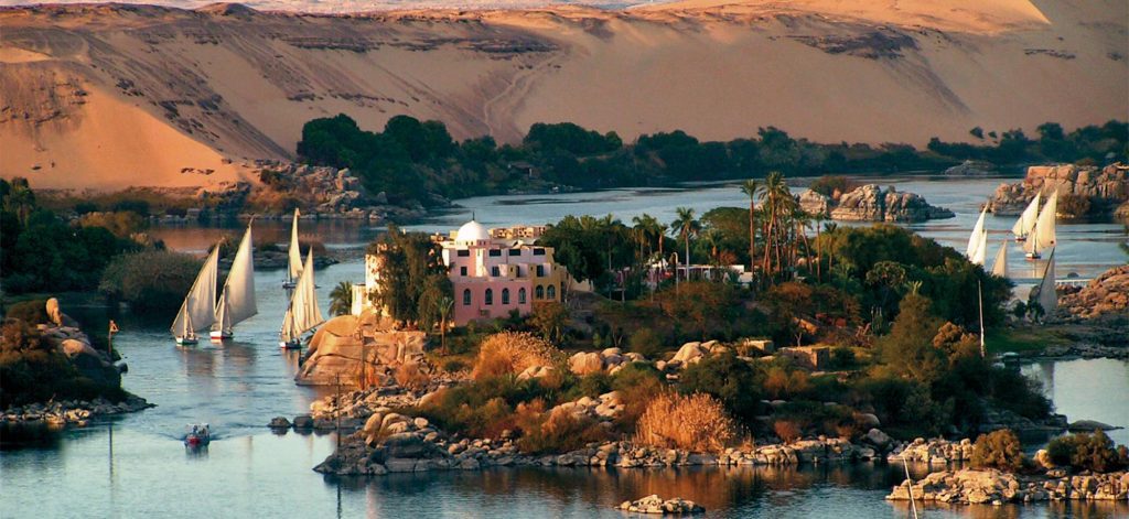 أسرار الأهرامات الكبرى ومغامرة النوبة الساحرة