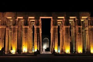 2-Однодневная экскурсия в Каир and Luxor Из Марса-Алама