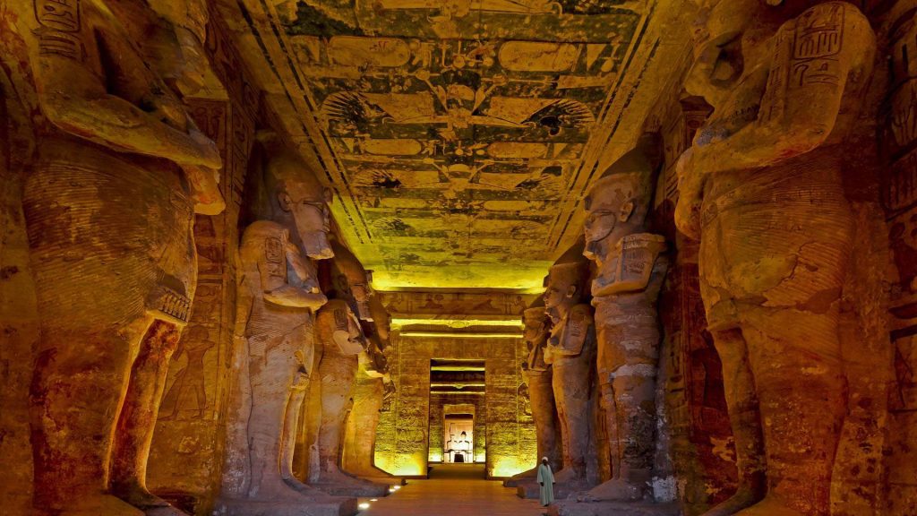 6 Days Abu Simbel & Dahabiya Tour