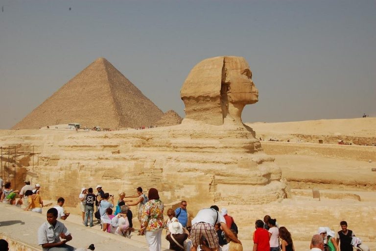 Tour di 8 giorni in Egitto: Il Cairo con voli interni e crociera sul Nilo