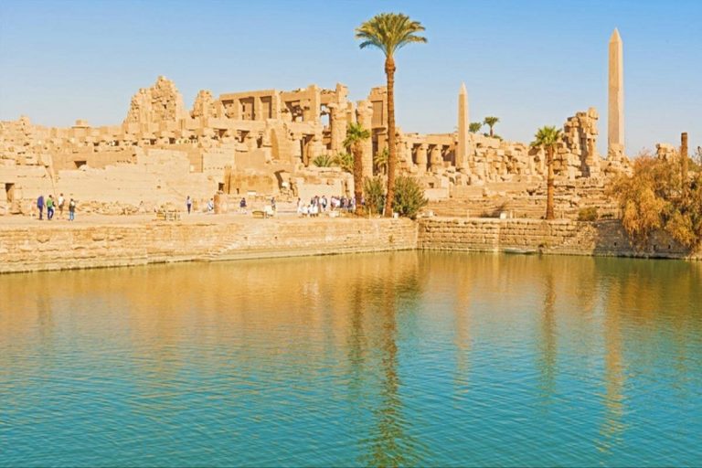 Ganztagestour nach Luxor ab Scharm El-Scheich per Flug