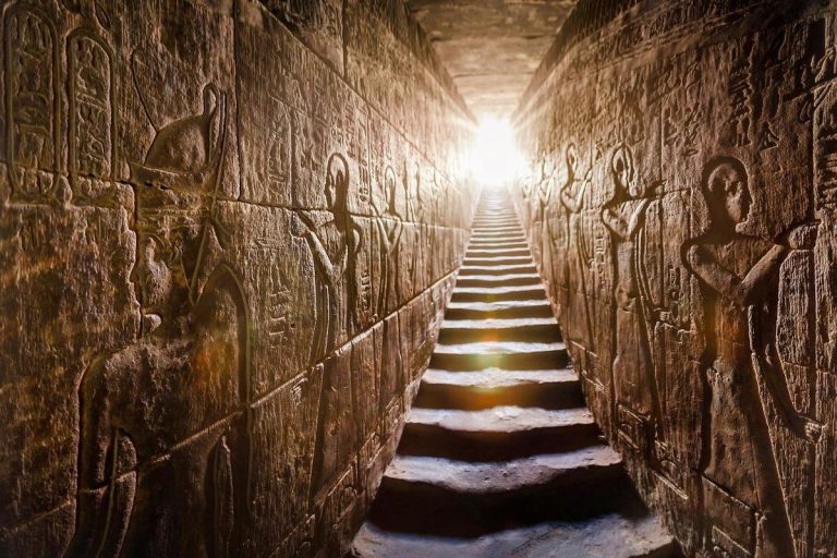 Private Tour nach Dendera und Abydos ab Luxor mit feinem Mittagessen