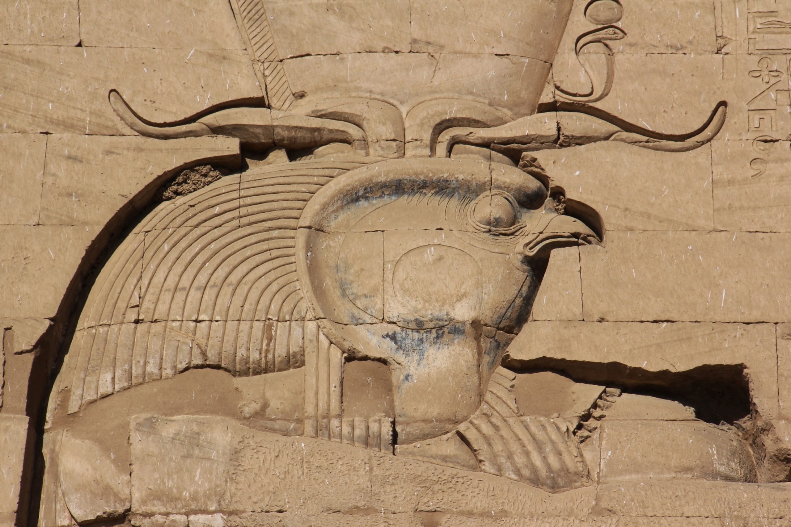 Día 3: Templo de Horus en Edfu, esclusa de Esna y templo iluminado de Luxor