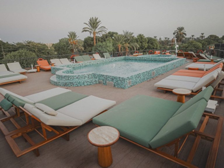 Day Private Nile Cruise From Aswan to Luxor (VIP Experience)