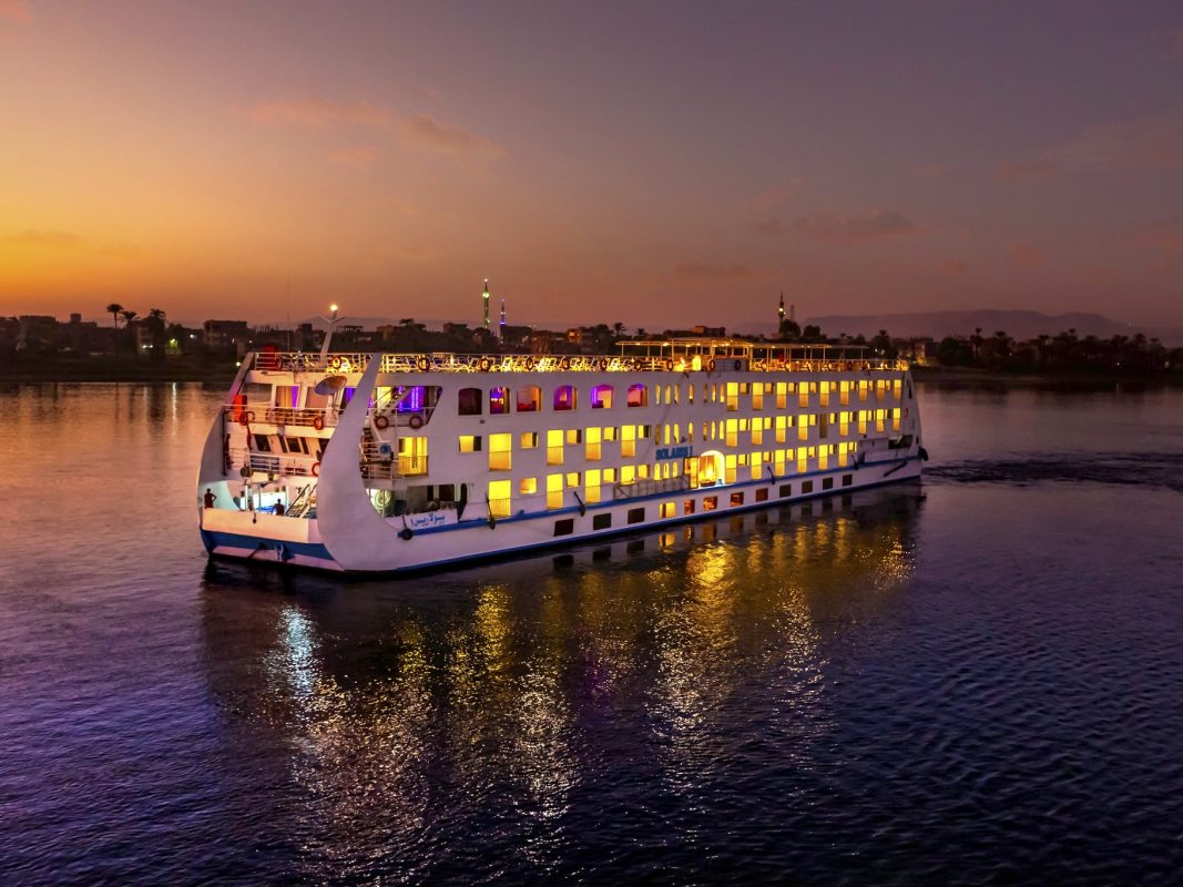 Tour de 6 días desde El Cairo: El Cairo, Lúxor y Asuán con crucero