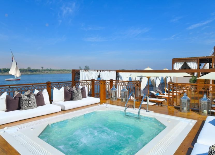 Malouka Dahabiya Nile Sailing
