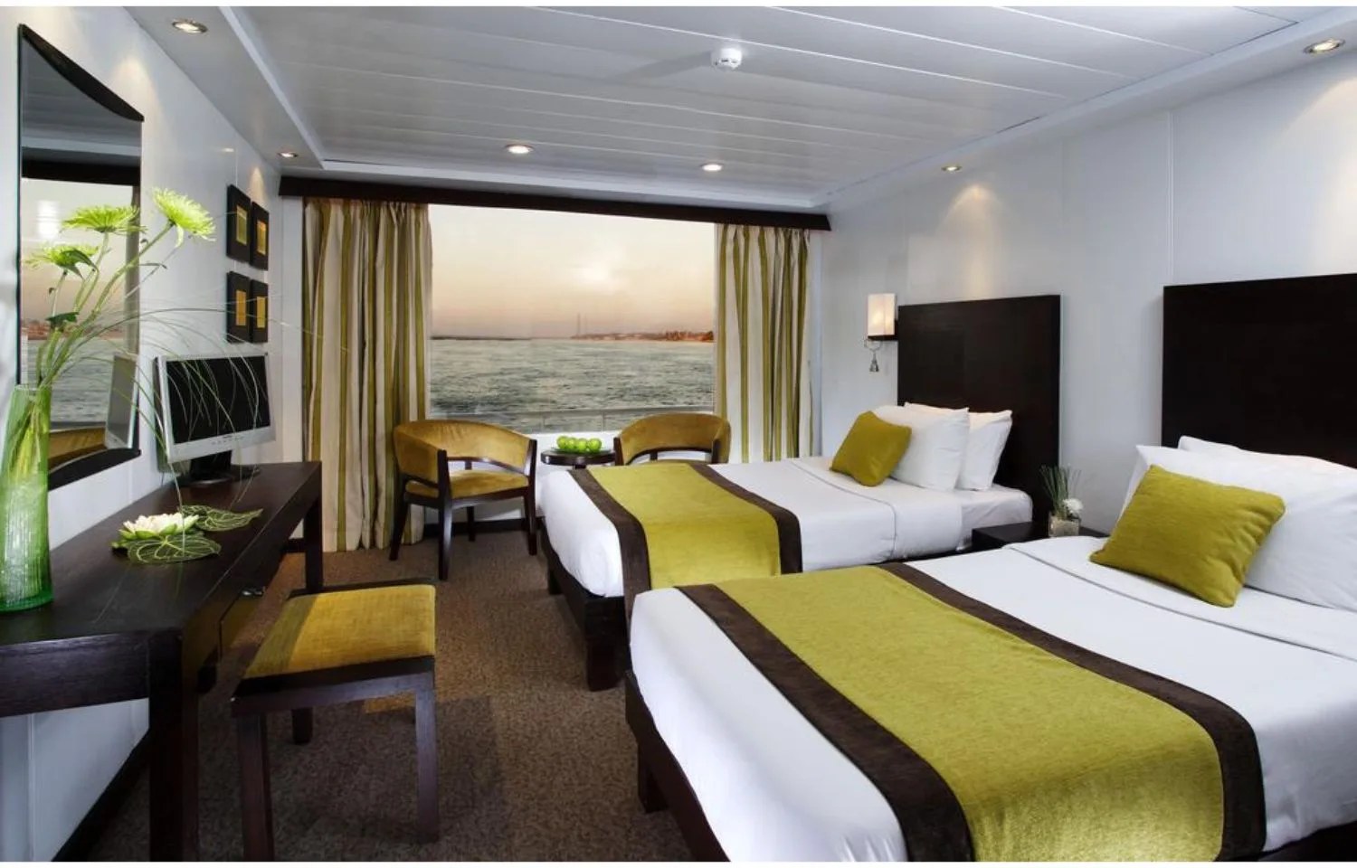 Mövenpick Royal Lily Luxury Nile Cruise