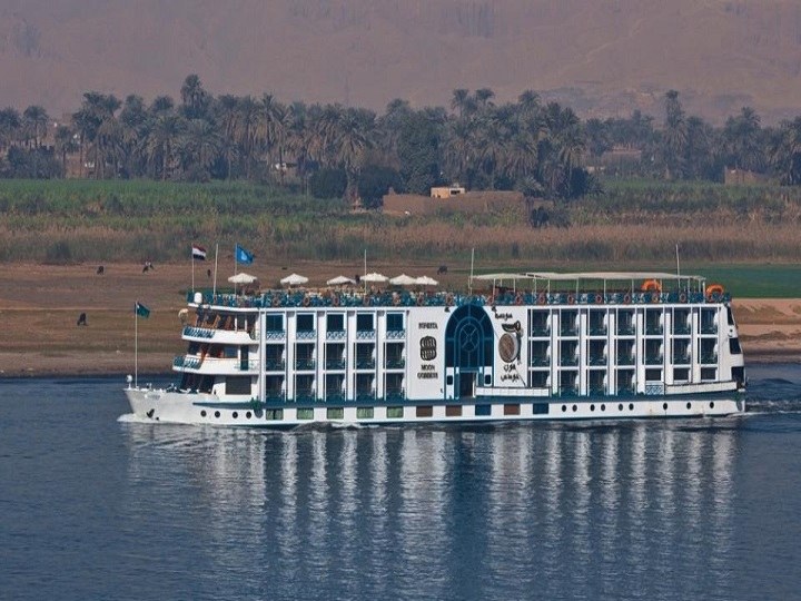 Sonesta Moon Goddess 5-Star Deluxe Nile River Cruise (4 Days)