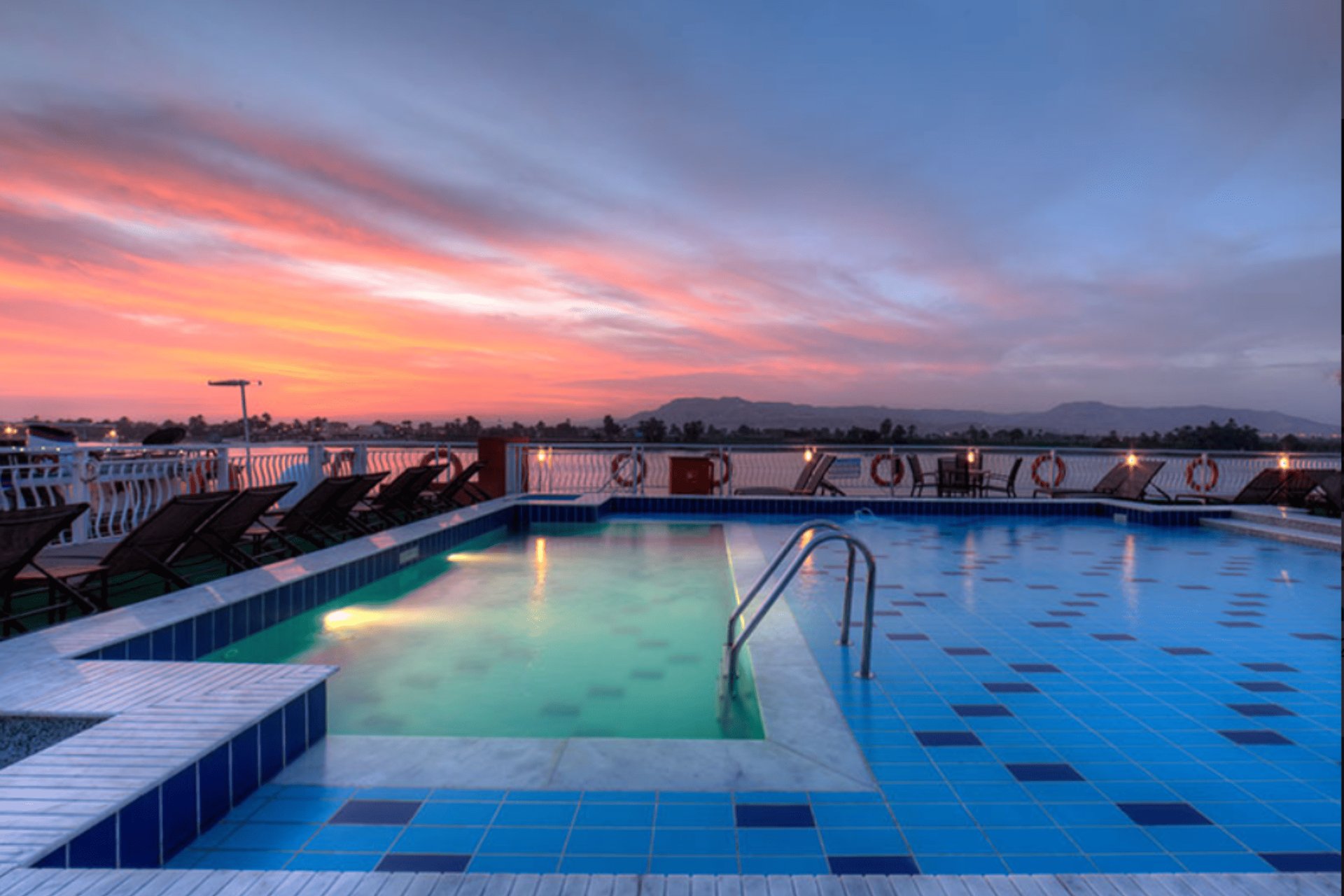 Steigenberger Minerva 5-Star Deluxe Nile River Cruise (4 Days)
